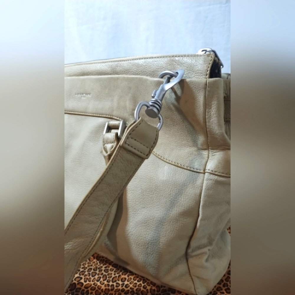 Leibeskind Berlin Leather Tote Bag - Picture 5 of 12